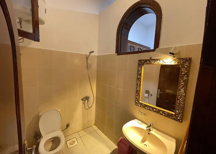 بيت ضيافة Red Oasis *